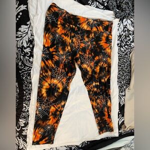 Halloween 🎃 No Boundaries Orange and Black Web 
Leggings size 3x